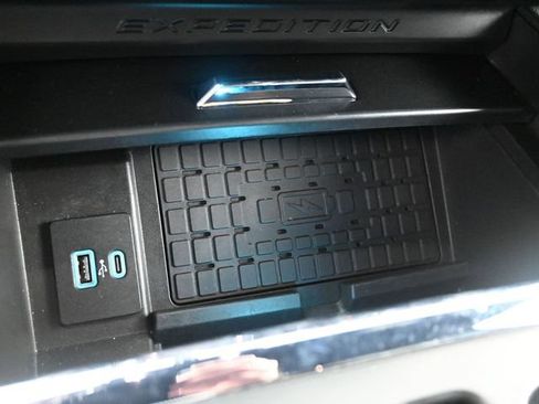 Used 2022 Ford Expedition Timberline AWD/4WD image 29