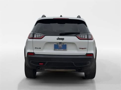 Used 2022 Jeep Cherokee Trailhawk image 10