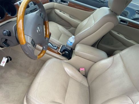 Used 2005 Lexus ES 330 FWD image 10