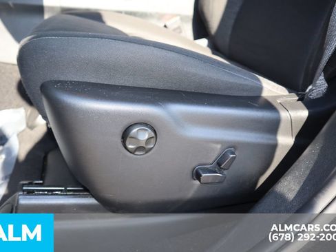 Used 2025 Dodge Durango GT RWD image 11