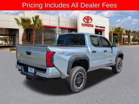 New 2025 Toyota Tacoma TRD Off-Road AWD/4WD image 5