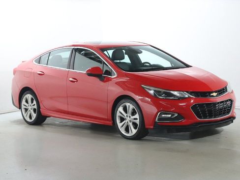 Used 2016 Chevrolet Cruze Premier image 9