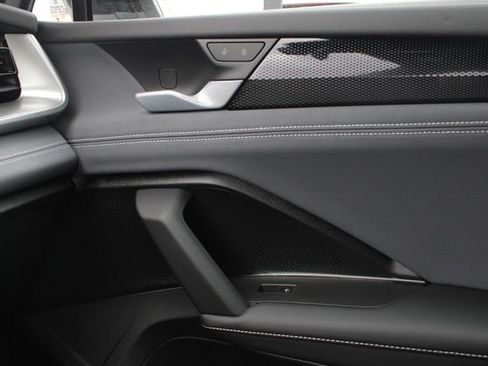 New 2026 Volkswagen Tiguan SE R-Line image 21