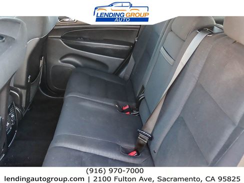 Used 2015 Jeep Grand Cherokee Laredo w/ Quick Order Package 23E image 16