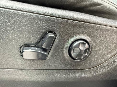 Used 2020 RAM 1500 Big Horn AWD/4WD image 29