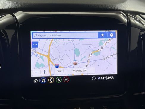 Used 2020 Chevrolet Traverse RS image 13