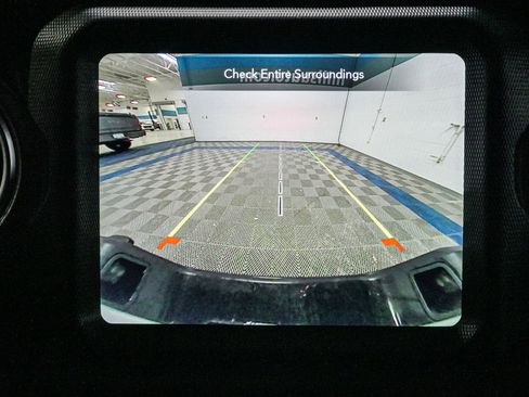 Used 2023 Jeep Gladiator Overland image 38