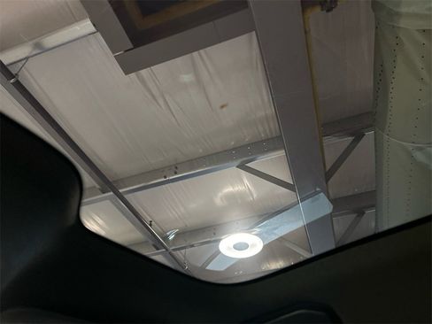 Certified 2023 Volvo C40 P8 Recharge Plus w/ Climate Package image 25