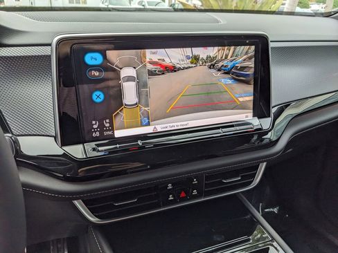 New 2026 Volkswagen Atlas Cross Sport SEL Premium R-Line image 24