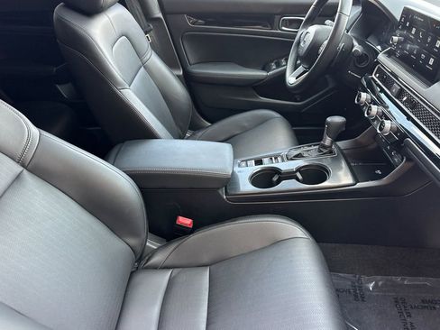 Certified 2025 Honda Civic Sport image 16
