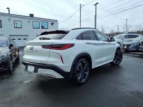 Certified 2023 INFINITI QX55 Essential image 5