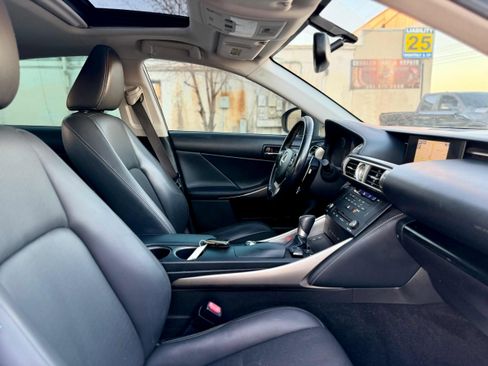 Used 2016 Lexus IS 200t w/ Navigation System Package image 4
