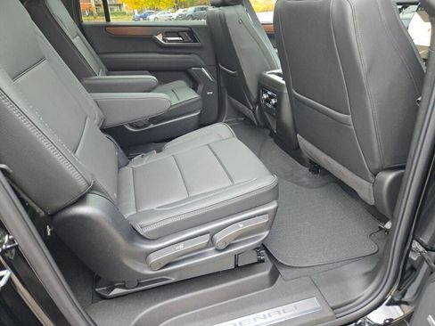 New 2026 GMC Yukon XL Denali w/ Sun & Power Step Package image 11