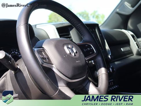 Used 2021 RAM 1500 Big Horn image 24