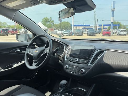 Used 2024 Chevrolet Malibu LT FWD image 13