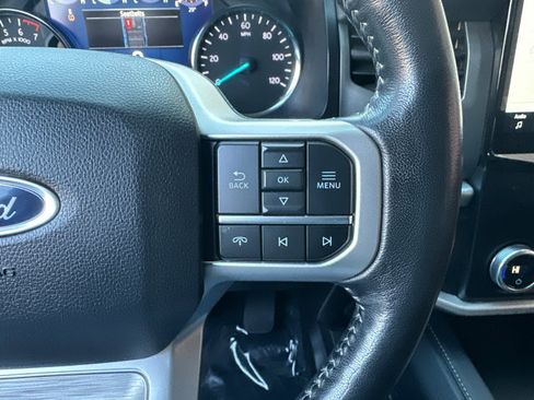 Used 2023 Ford Expedition Max XLT image 20