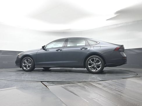 Used 2023 Honda Accord EX image 25