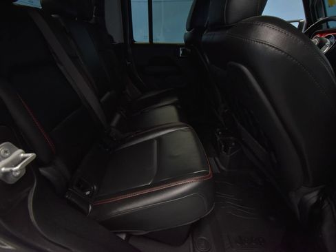 Used 2021 Jeep Gladiator Rubicon AWD/4WD image 26