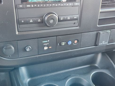 Used 2024 Chevrolet Express 2500 w/ Driver Convenience Package image 11