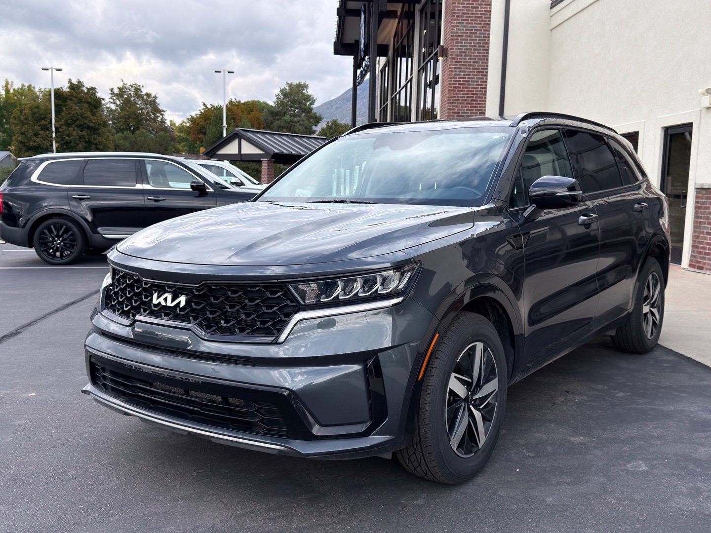 Used 2022 Kia Sorento S FWD image 4