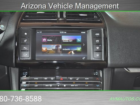 Used 2017 Jaguar F-PACE Premium AWD/4WD image 35