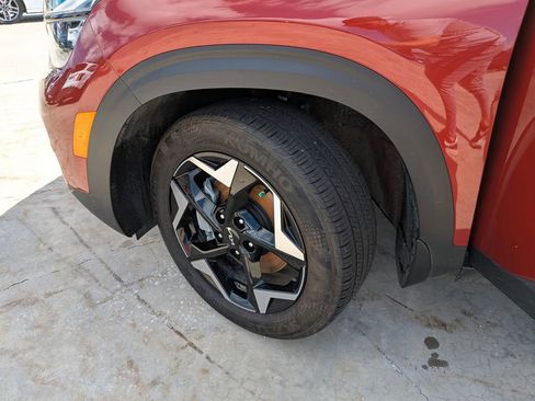 Certified 2025 Kia Seltos S AWD/4WD image 36