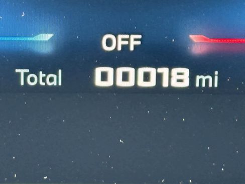 New 2025 BMW M235i xDrive w/ M Performance Package image 33