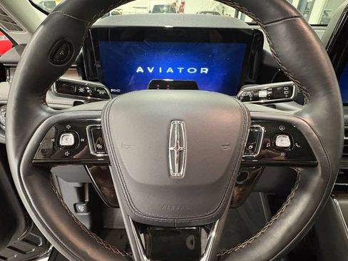 Used 2025 Lincoln Aviator Reserve w/ Illumination Package AWD/4WD image 11