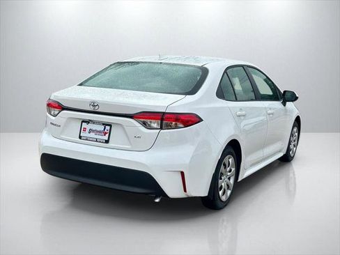 Certified 2026 Toyota Corolla LE FWD image 5