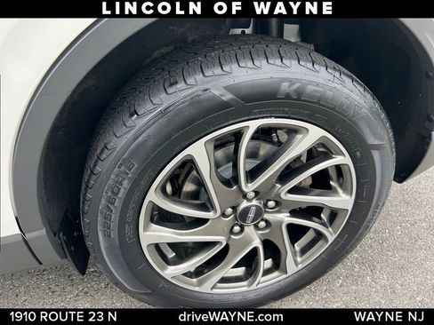 Used 2020 Lincoln Corsair AWD w/ Equipment Group 101A image 10