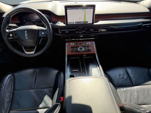 Used 2020 Lincoln Aviator Reserve w/ Equipment Group 201A image 15