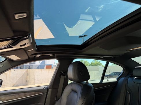 Used 2019 BMW 540i xDrive w/ Convenience Package AWD/4WD image 9