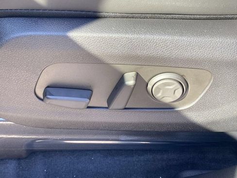 New 2026 Kia Carnival FWD image 13