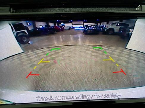 Used 2021 Nissan Rogue Sport S image 18