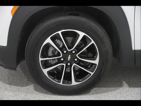 Used 2024 Chevrolet TrailBlazer LT FWD image 22