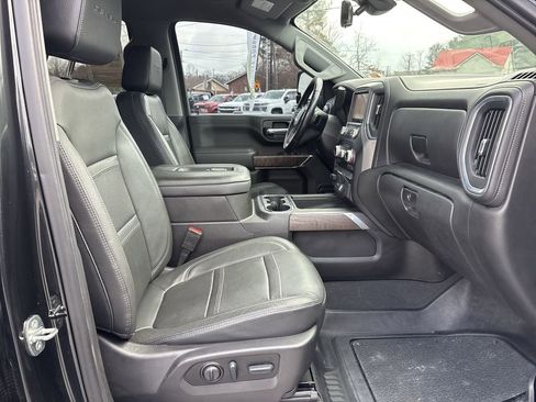 Certified 2022 GMC Sierra 3500 Denali w/ Technology Package image 31
