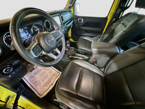 Certified 2022 Jeep Wrangler Unlimited Sahara w/ Cold Weather Group AWD/4WD image 27