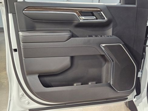 Used 2023 Chevrolet Silverado 1500 LT RWD image 20