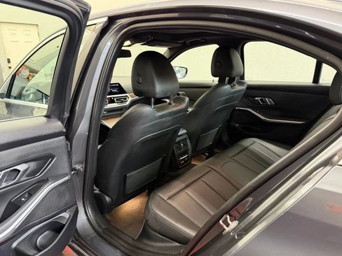 Used 2019 BMW 330i xDrive Sedan w/ Premium Package AWD/4WD image 14