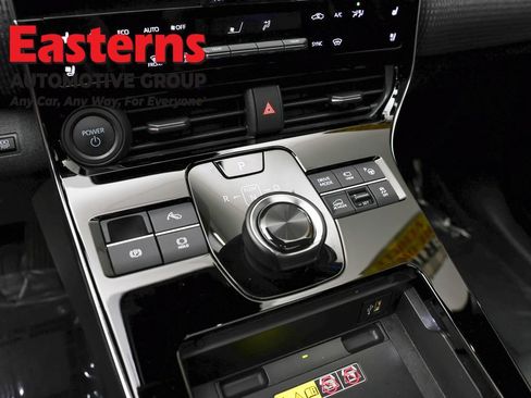 Used 2023 Subaru Solterra AWD image 12