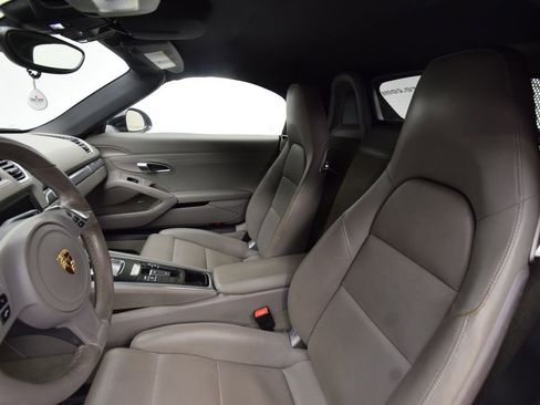 Used 2014 Porsche Boxster image 16