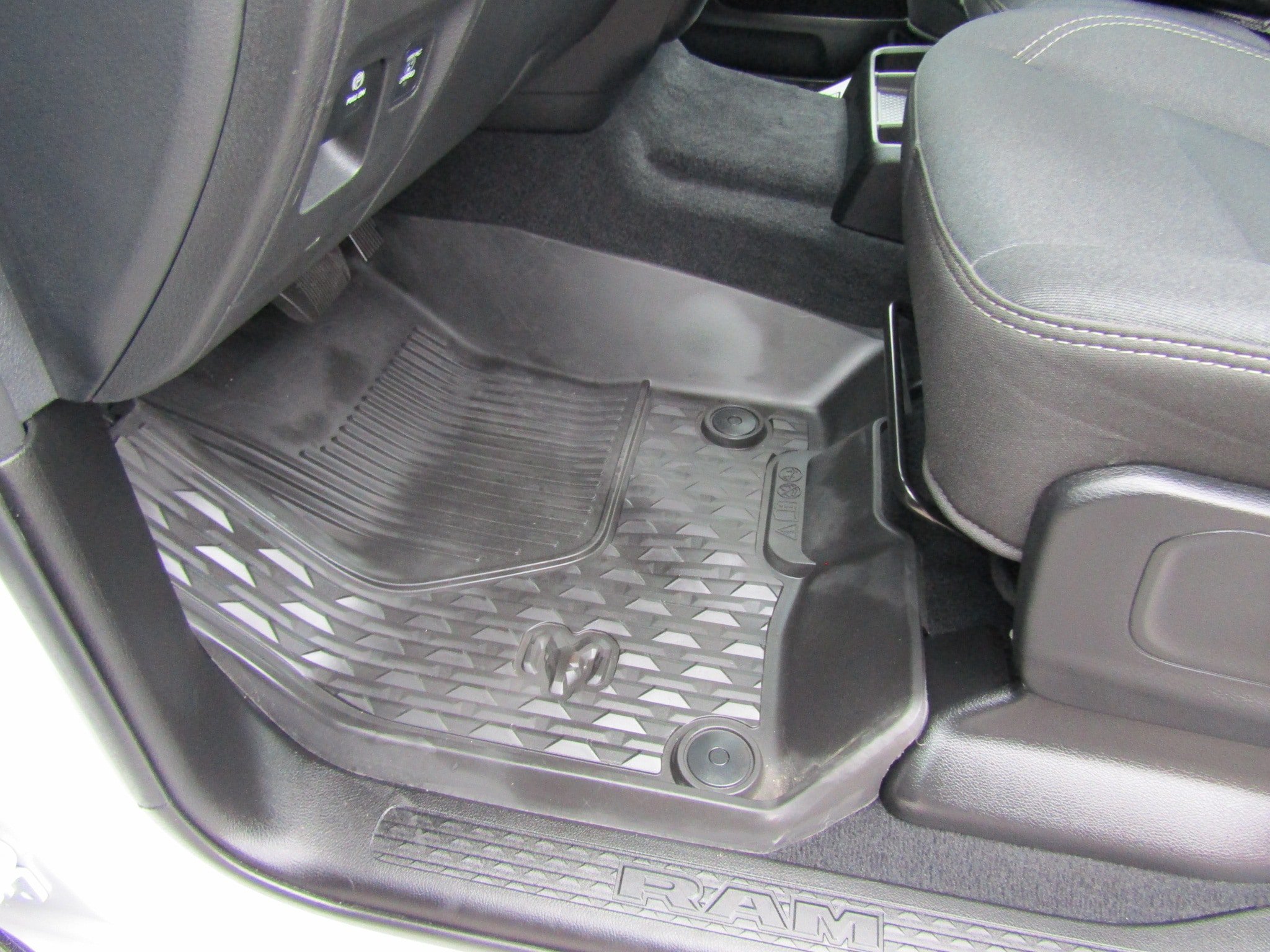 Used 2025 RAM 1500 Tradesman w/ Night Edition AWD/4WD image 24