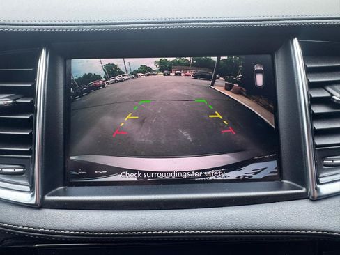 Used 2021 INFINITI QX50 Luxe w/ Appearance Package FWD image 24