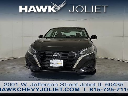 Used 2023 Nissan Altima 2.5 SL image 3