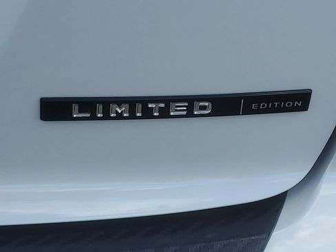 New 2026 Mitsubishi Eclipse Cross LE AWD/4WD image 37