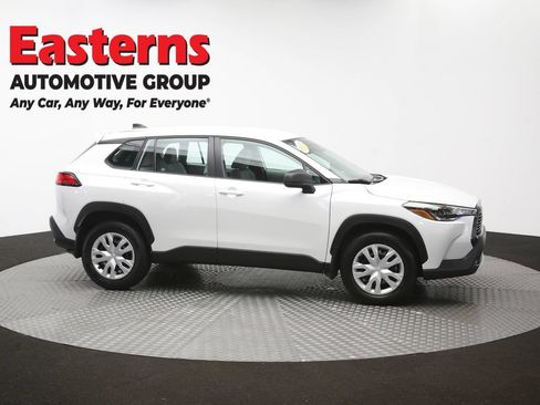 Used 2023 Toyota Corolla Cross L AWD/4WD image 48