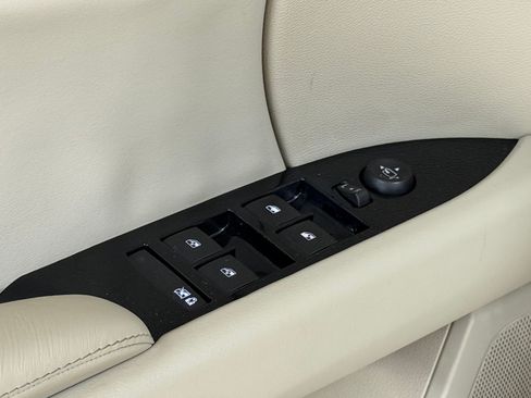 Used 2016 Cadillac XTS Luxury w/ Driver Awareness Package FWD image 38