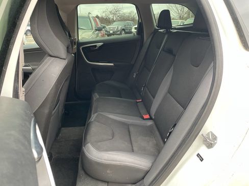 Used 2015 Volvo XC60 T5 image 14