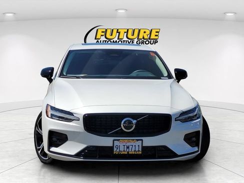 Used 2024 Volvo S60 B5 Core AWD/4WD image 2