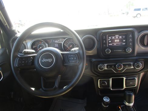 Used 2021 Jeep Wrangler Sport AWD/4WD image 14